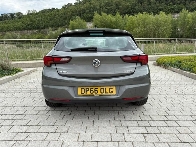 VAUXHALL ASTRA